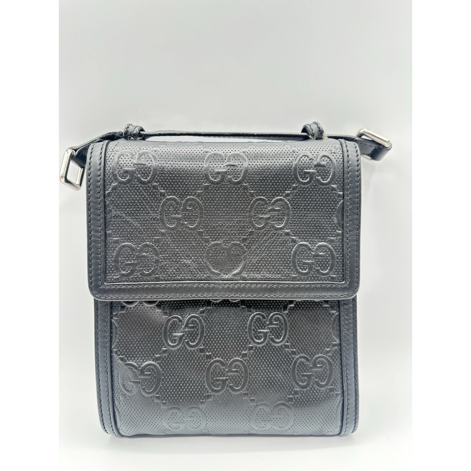 Gucci Guccissima Black Leather Crossbody Shoulder Bag Messenger Unisex Italy